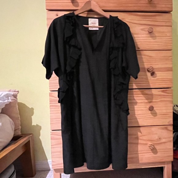 SEEK COLLECTIVE DRESS - Picture 1 of 3